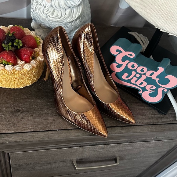 Aldo Shiny Copper Heels - Picture 1 of 4